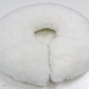 Almofada circular aberta em lã natural